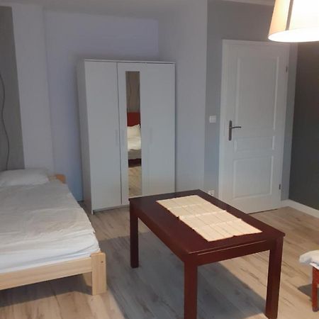 Mieszkanie Wakcyjne W Kamienicy Apartment Kudowa-Zdrój Exterior foto