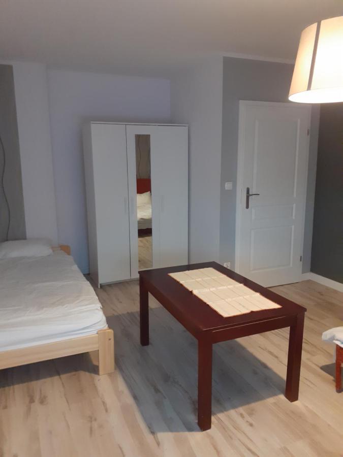 Mieszkanie Wakcyjne W Kamienicy Apartment Kudowa-Zdrój Exterior foto